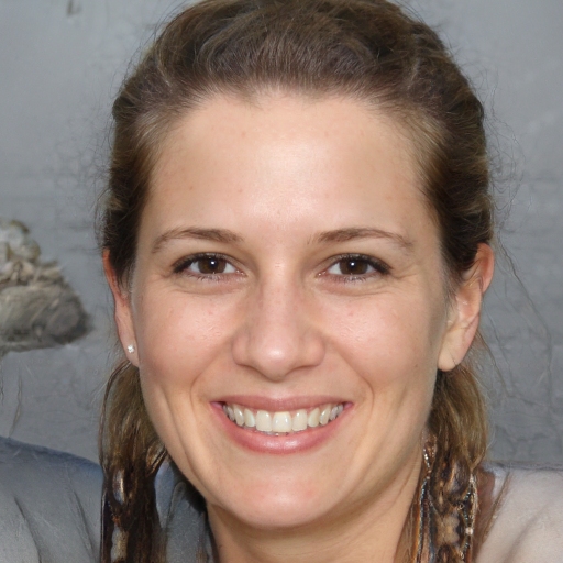 Ana Silva - Especialista em Legislação de Trânsito